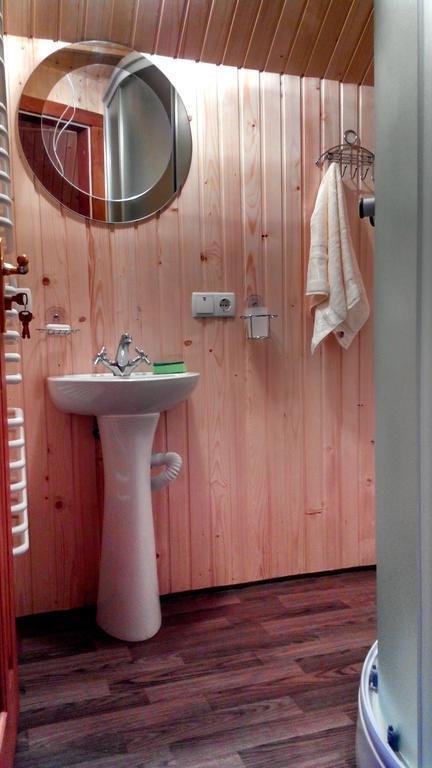 Cottage Ozerniy Łazieszczina Pokój zdjęcie