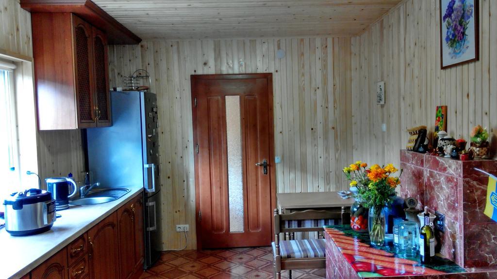 Cottage Ozerniy Łazieszczina Pokój zdjęcie