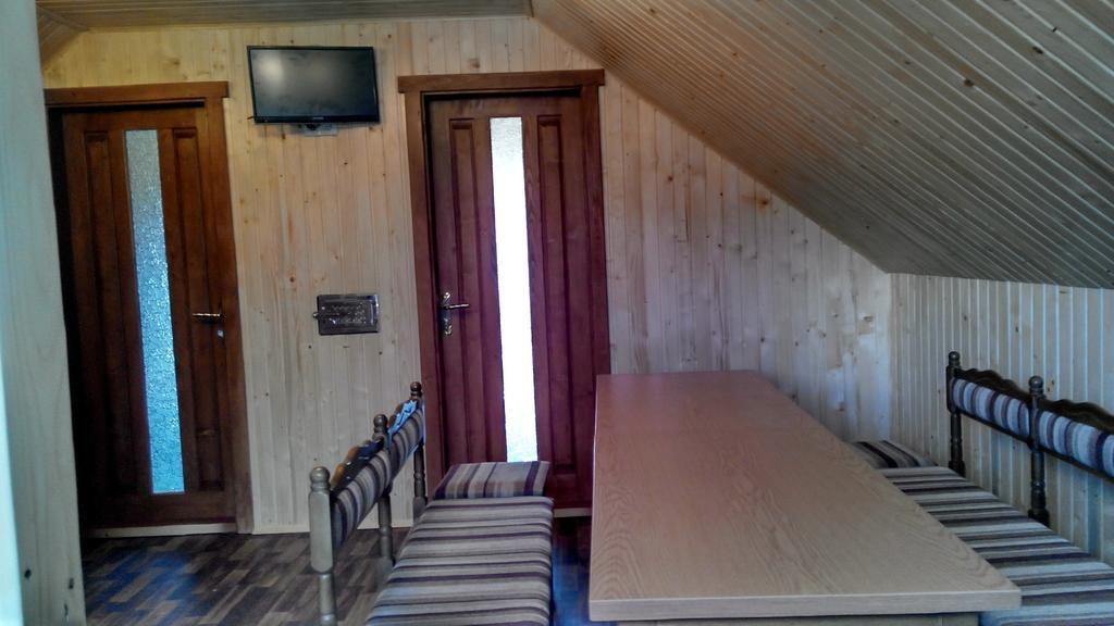 Cottage Ozerniy Łazieszczina Pokój zdjęcie